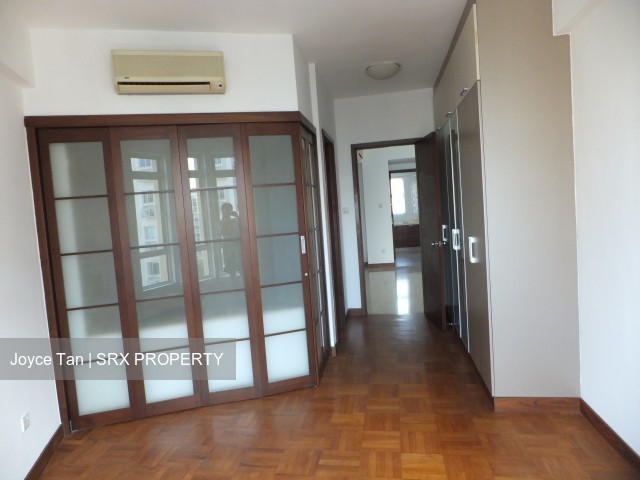 Hillington Green (D23), Condominium #211196881